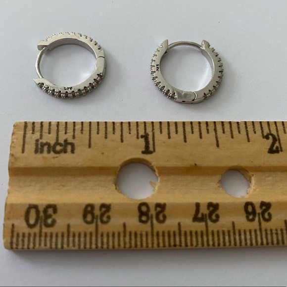 Both side cz stones hoops earrings 925 silver - Picture 4 of 4